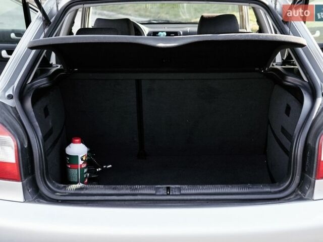 Сірий Ауді А3, об'ємом двигуна 1.6 л та пробігом 213 тис. км за 4000 $, фото 6 на Automoto.ua