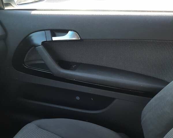 Серый Ауди А3, объемом двигателя 1.6 л и пробегом 256 тыс. км за 4899 $, фото 8 на Automoto.ua