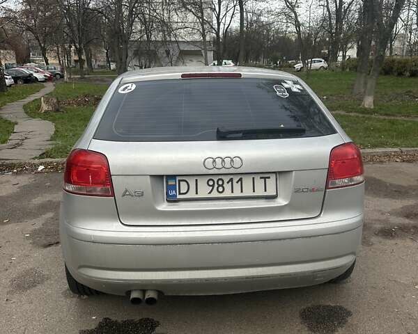 Серый Ауди А3, объемом двигателя 2 л и пробегом 247 тыс. км за 3200 $, фото 2 на Automoto.ua