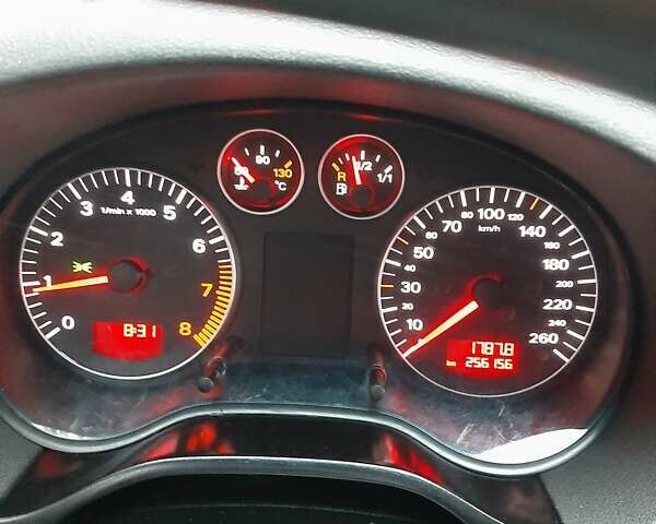 Серый Ауди А3, объемом двигателя 1.6 л и пробегом 256 тыс. км за 4899 $, фото 5 на Automoto.ua