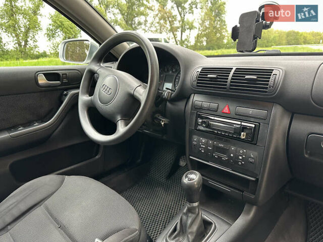 Сірий Ауді А3, об'ємом двигуна 1.6 л та пробігом 271 тис. км за 4650 $, фото 19 на Automoto.ua