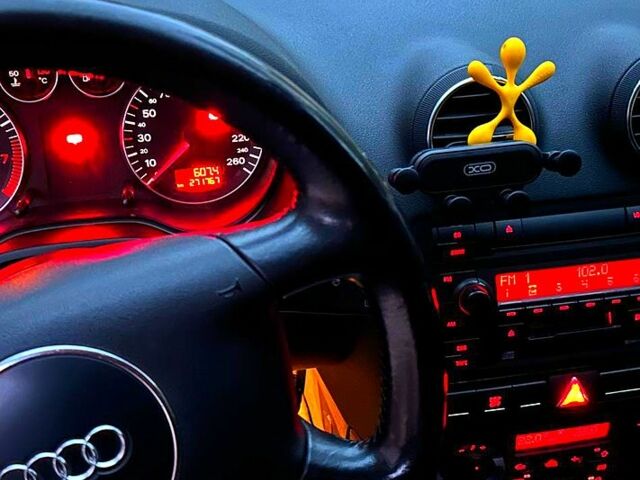 Серый Ауди А3, объемом двигателя 2 л и пробегом 272 тыс. км за 5900 $, фото 2 на Automoto.ua