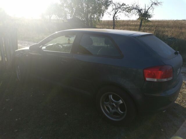 Ауди А3 2003 в Чугуеве на Automoto.ua Серый Ауди А3, объемом двигателя 2 л и пробегом 256 тыс. км за 5000 $, фото 1 на Automoto.ua