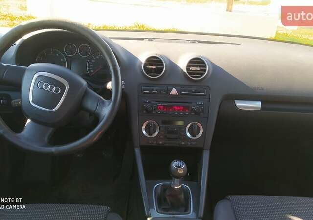 Серый Ауди А3, объемом двигателя 2 л и пробегом 279 тыс. км за 5700 $, фото 3 на Automoto.ua