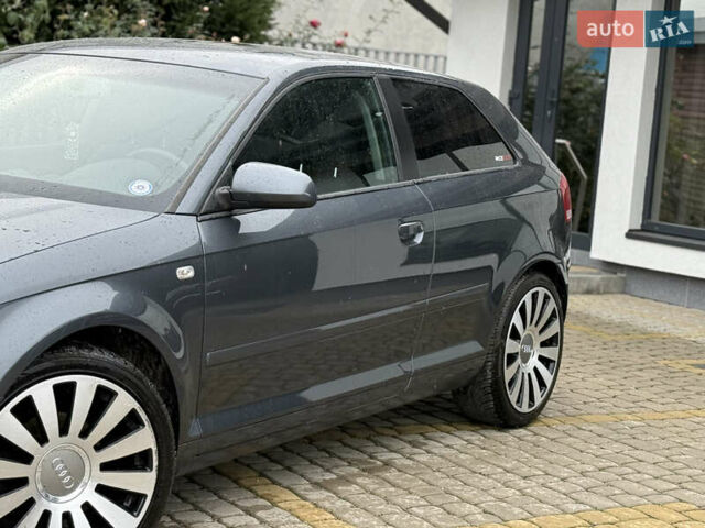 Серый Ауди А3, объемом двигателя 2 л и пробегом 220 тыс. км за 4450 $, фото 3 на Automoto.ua