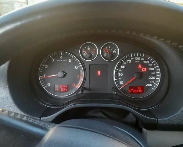 Серый Ауди А3, объемом двигателя 1.6 л и пробегом 262 тыс. км за 5900 $, фото 3 на Automoto.ua