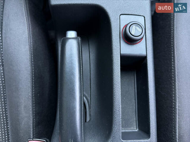 Сірий Ауді А3, об'ємом двигуна 1.97 л та пробігом 290 тис. км за 5850 $, фото 40 на Automoto.ua