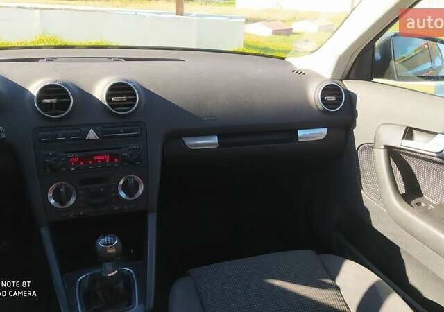 Серый Ауди А3, объемом двигателя 2 л и пробегом 279 тыс. км за 5700 $, фото 5 на Automoto.ua