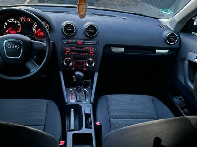 Сірий Ауді А3, об'ємом двигуна 2 л та пробігом 205 тис. км за 7600 $, фото 5 на Automoto.ua