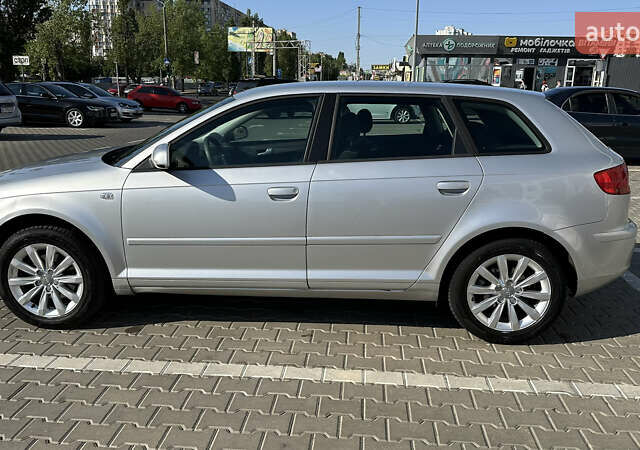 Серый Ауди А3, объемом двигателя 1.6 л и пробегом 205 тыс. км за 6800 $, фото 2 на Automoto.ua