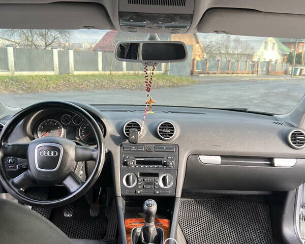 Серый Ауди А3, объемом двигателя 1.6 л и пробегом 279 тыс. км за 5499 $, фото 10 на Automoto.ua