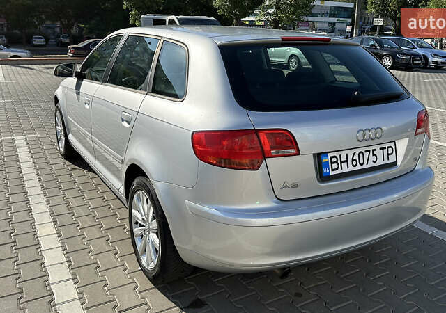 Серый Ауди А3, объемом двигателя 1.6 л и пробегом 205 тыс. км за 6800 $, фото 4 на Automoto.ua