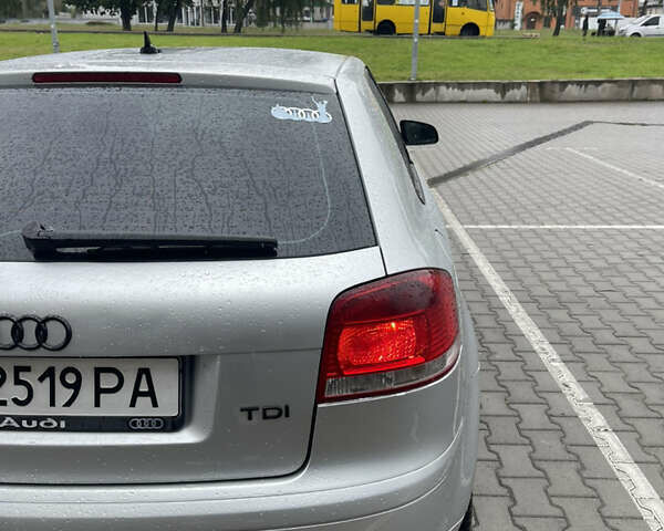Серый Ауди А3, объемом двигателя 2 л и пробегом 252 тыс. км за 4300 $, фото 9 на Automoto.ua