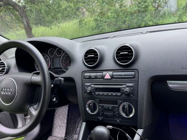 Сірий Ауді А3, об'ємом двигуна 1.6 л та пробігом 216 тис. км за 4900 $, фото 7 на Automoto.ua