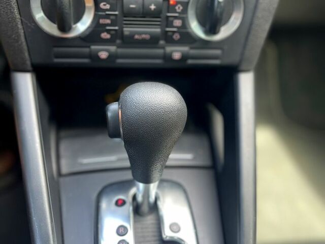 Серый Ауди А3, объемом двигателя 1.6 л и пробегом 260 тыс. км за 6300 $, фото 7 на Automoto.ua