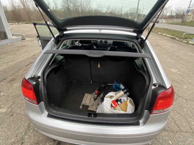 Серый Ауди А3, объемом двигателя 2 л и пробегом 410 тыс. км за 2850 $, фото 12 на Automoto.ua