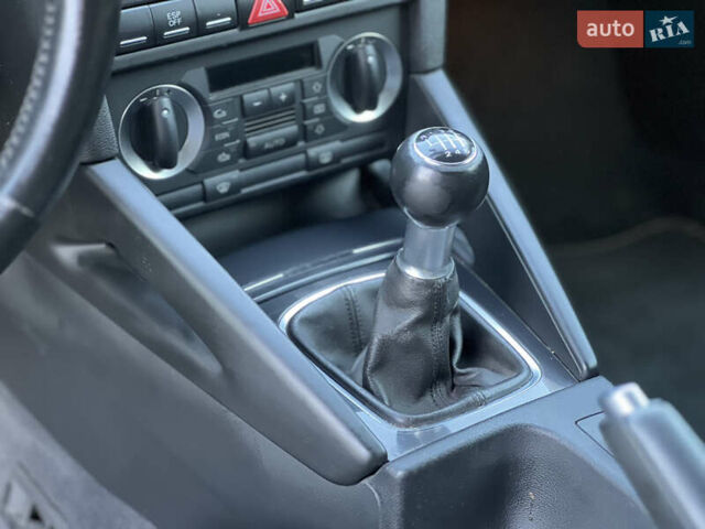 Сірий Ауді А3, об'ємом двигуна 2 л та пробігом 220 тис. км за 4950 $, фото 22 на Automoto.ua