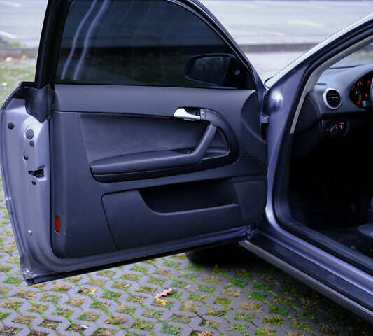 Сірий Ауді А3, об'ємом двигуна 1.6 л та пробігом 212 тис. км за 6300 $, фото 16 на Automoto.ua