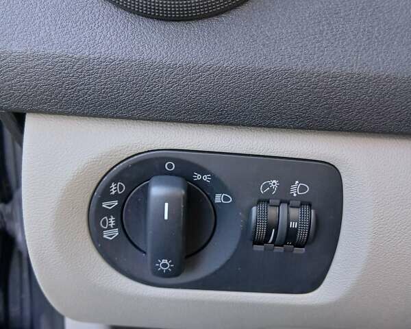 Сірий Ауді А3, об'ємом двигуна 2 л та пробігом 128 тис. км за 6400 $, фото 30 на Automoto.ua