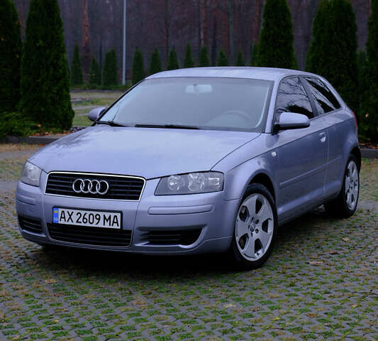 Сірий Ауді А3, об'ємом двигуна 1.6 л та пробігом 212 тис. км за 6300 $, фото 1 на Automoto.ua