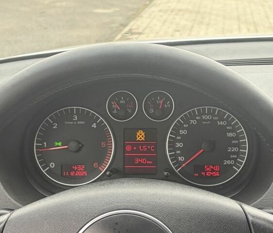 Серый Ауди А3, объемом двигателя 2 л и пробегом 300 тыс. км за 2650 $, фото 12 на Automoto.ua