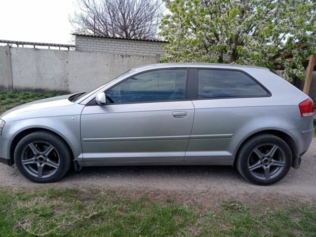 Серый Ауди А3, объемом двигателя 2 л и пробегом 298 тыс. км за 4200 $, фото 1 на Automoto.ua