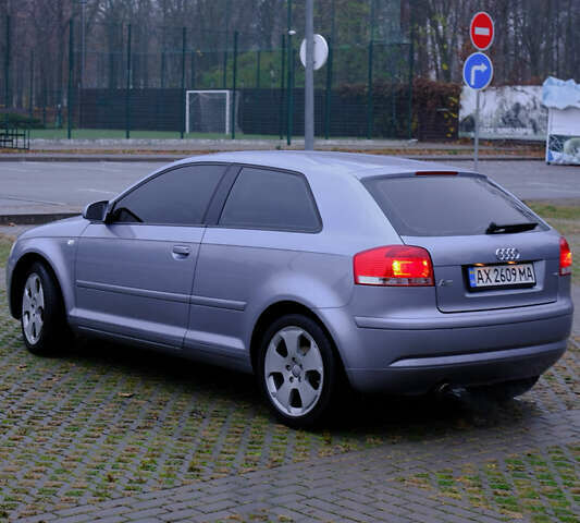 Сірий Ауді А3, об'ємом двигуна 1.6 л та пробігом 212 тис. км за 6300 $, фото 4 на Automoto.ua