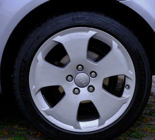 Сірий Ауді А3, об'ємом двигуна 1.6 л та пробігом 212 тис. км за 6300 $, фото 14 на Automoto.ua