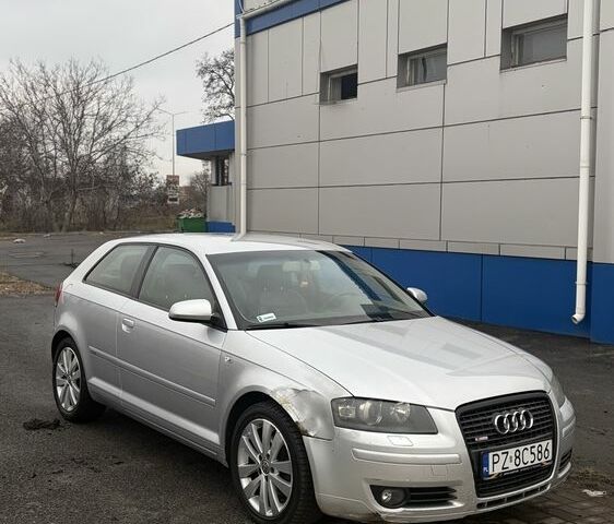 Серый Ауди А3, объемом двигателя 2 л и пробегом 300 тыс. км за 2650 $, фото 3 на Automoto.ua