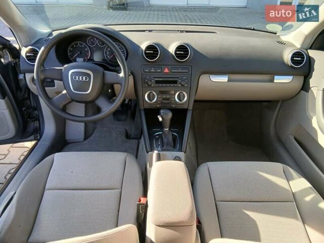 Сірий Ауді А3, об'ємом двигуна 2 л та пробігом 128 тис. км за 6400 $, фото 25 на Automoto.ua