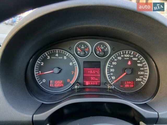 Сірий Ауді А3, об'ємом двигуна 2 л та пробігом 128 тис. км за 6400 $, фото 15 на Automoto.ua
