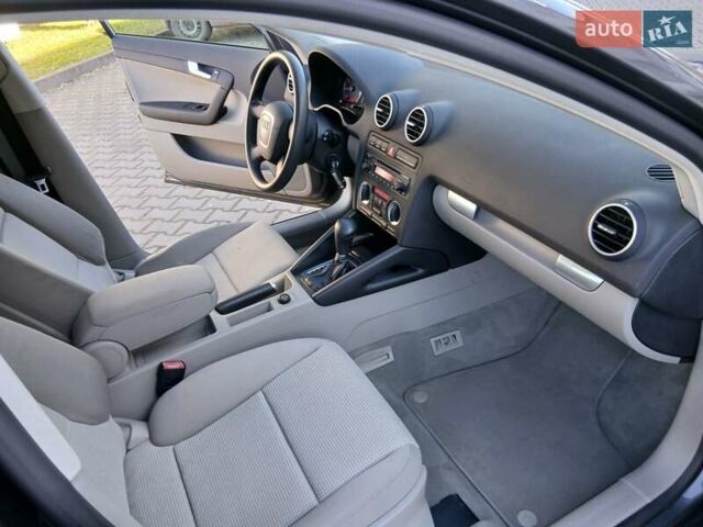 Сірий Ауді А3, об'ємом двигуна 2 л та пробігом 128 тис. км за 6400 $, фото 10 на Automoto.ua