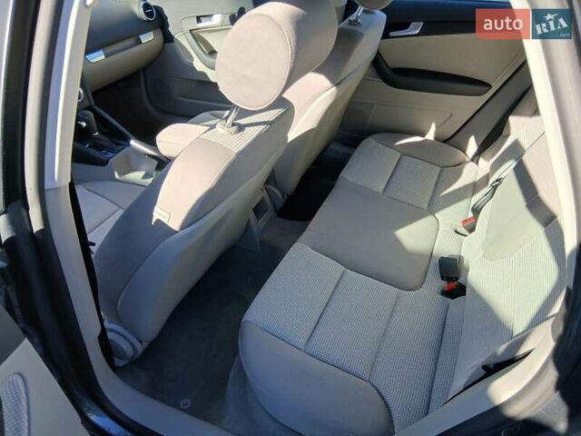 Сірий Ауді А3, об'ємом двигуна 2 л та пробігом 128 тис. км за 6400 $, фото 31 на Automoto.ua