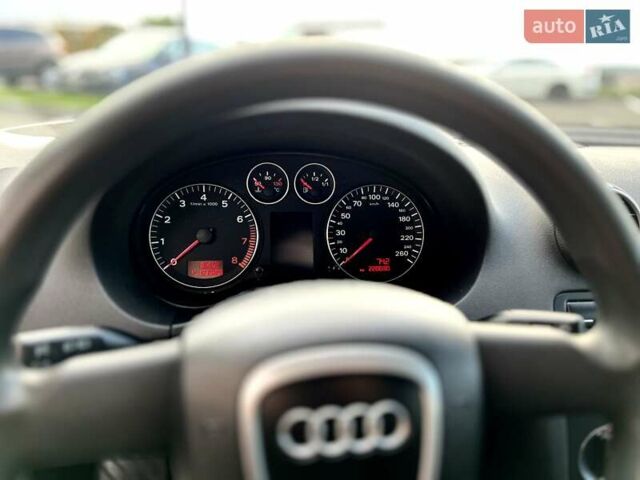 Серый Ауди А3, объемом двигателя 0 л и пробегом 219 тыс. км за 7399 $, фото 3 на Automoto.ua