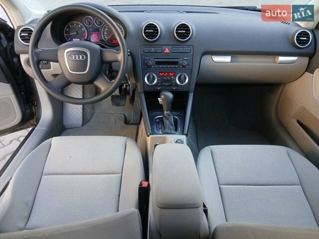 Сірий Ауді А3, об'ємом двигуна 2 л та пробігом 128 тис. км за 6400 $, фото 17 на Automoto.ua