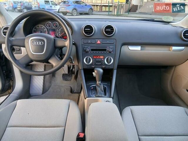 Сірий Ауді А3, об'ємом двигуна 2 л та пробігом 128 тис. км за 6400 $, фото 11 на Automoto.ua