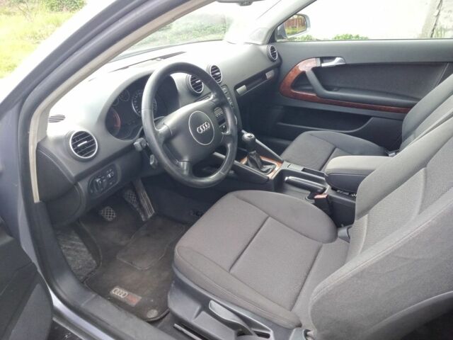 Серый Ауди А3, объемом двигателя 2 л и пробегом 298 тыс. км за 4200 $, фото 6 на Automoto.ua