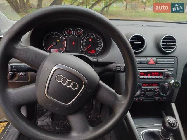 Серый Ауди А3, объемом двигателя 2 л и пробегом 262 тыс. км за 8000 $, фото 11 на Automoto.ua