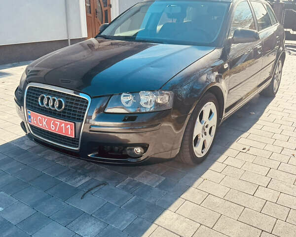 Сірий Ауді А3, об'ємом двигуна 1.6 л та пробігом 251 тис. км за 5500 $, фото 1 на Automoto.ua