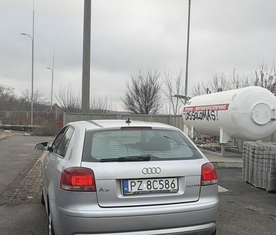 Серый Ауди А3, объемом двигателя 2 л и пробегом 300 тыс. км за 2650 $, фото 5 на Automoto.ua