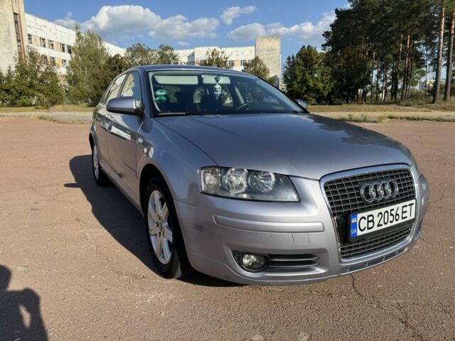 Серый Ауди А3, объемом двигателя 1.6 л и пробегом 208 тыс. км за 5000 $, фото 2 на Automoto.ua