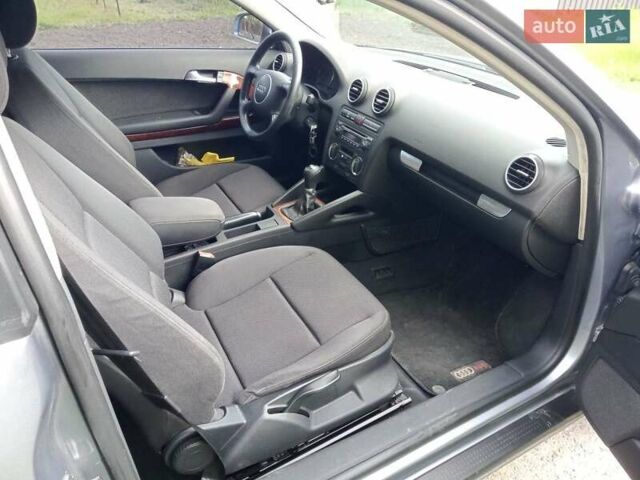 Серый Ауди А3, объемом двигателя 2 л и пробегом 298 тыс. км за 5700 $, фото 3 на Automoto.ua