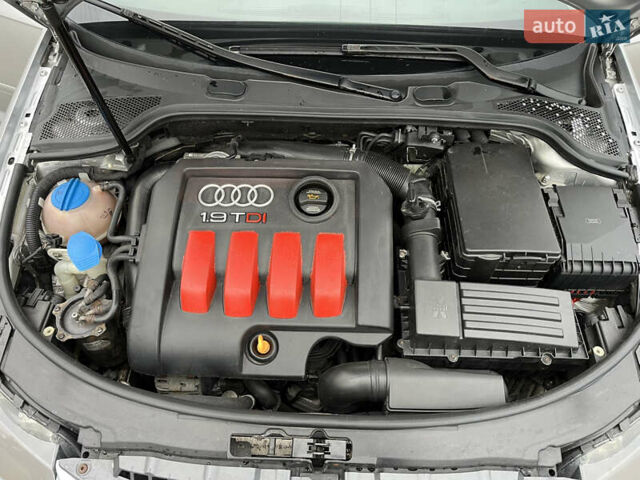 Сірий Ауді А3, об'ємом двигуна 1.9 л та пробігом 280 тис. км за 6200 $, фото 35 на Automoto.ua