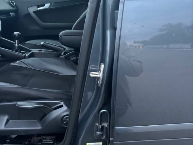 Сірий Ауді А3, об'ємом двигуна 2 л та пробігом 187 тис. км за 6200 $, фото 15 на Automoto.ua