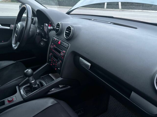 Сірий Ауді А3, об'ємом двигуна 2 л та пробігом 187 тис. км за 6200 $, фото 14 на Automoto.ua