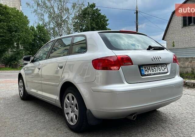 Серый Ауди А3, объемом двигателя 1.6 л и пробегом 199 тыс. км за 7000 $, фото 4 на Automoto.ua