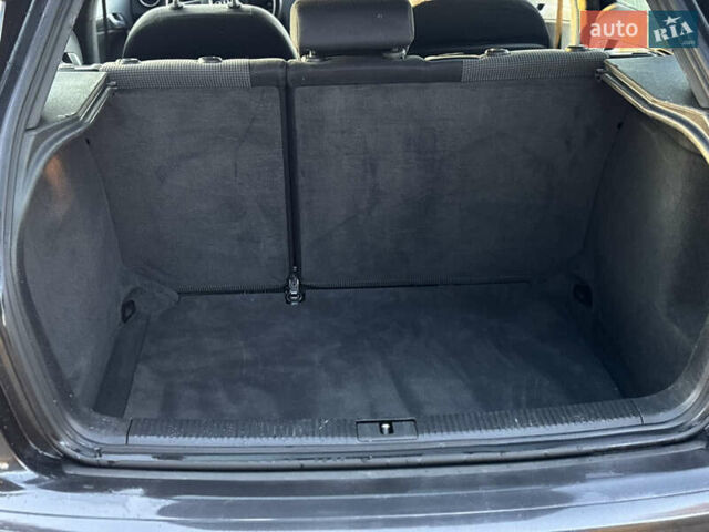 Серый Ауди А3, объемом двигателя 1.6 л и пробегом 268 тыс. км за 5500 $, фото 15 на Automoto.ua