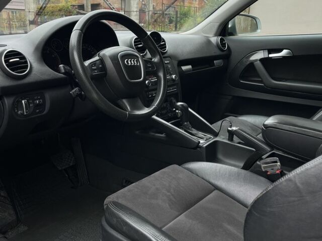 Ауді А3 2006 у Умани на Automoto.ua Сірий Ауді А3, об'ємом двигуна 2 л та пробігом 203 тис. км за 5950 $, фото 16 на Automoto.ua