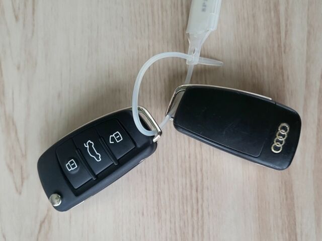 Серый Ауди А3, объемом двигателя 1.6 л и пробегом 270 тыс. км за 6550 $, фото 9 на Automoto.ua