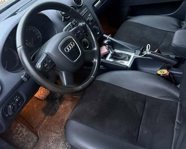 Сірий Ауді А3, об'ємом двигуна 2 л та пробігом 279 тис. км за 6900 $, фото 5 на Automoto.ua